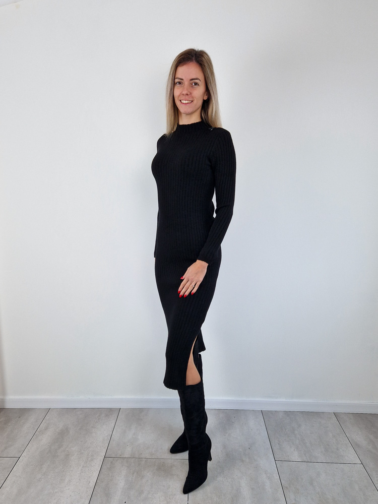Zsófia nagyon puha fekete hosszú ruha