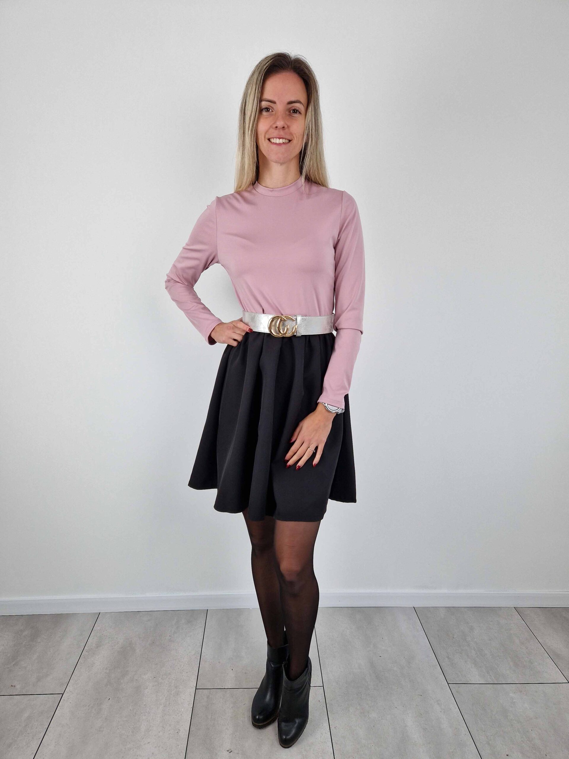 amenda-malyva-ruha-A-vonalu-fekete-szoknyaresszel-4