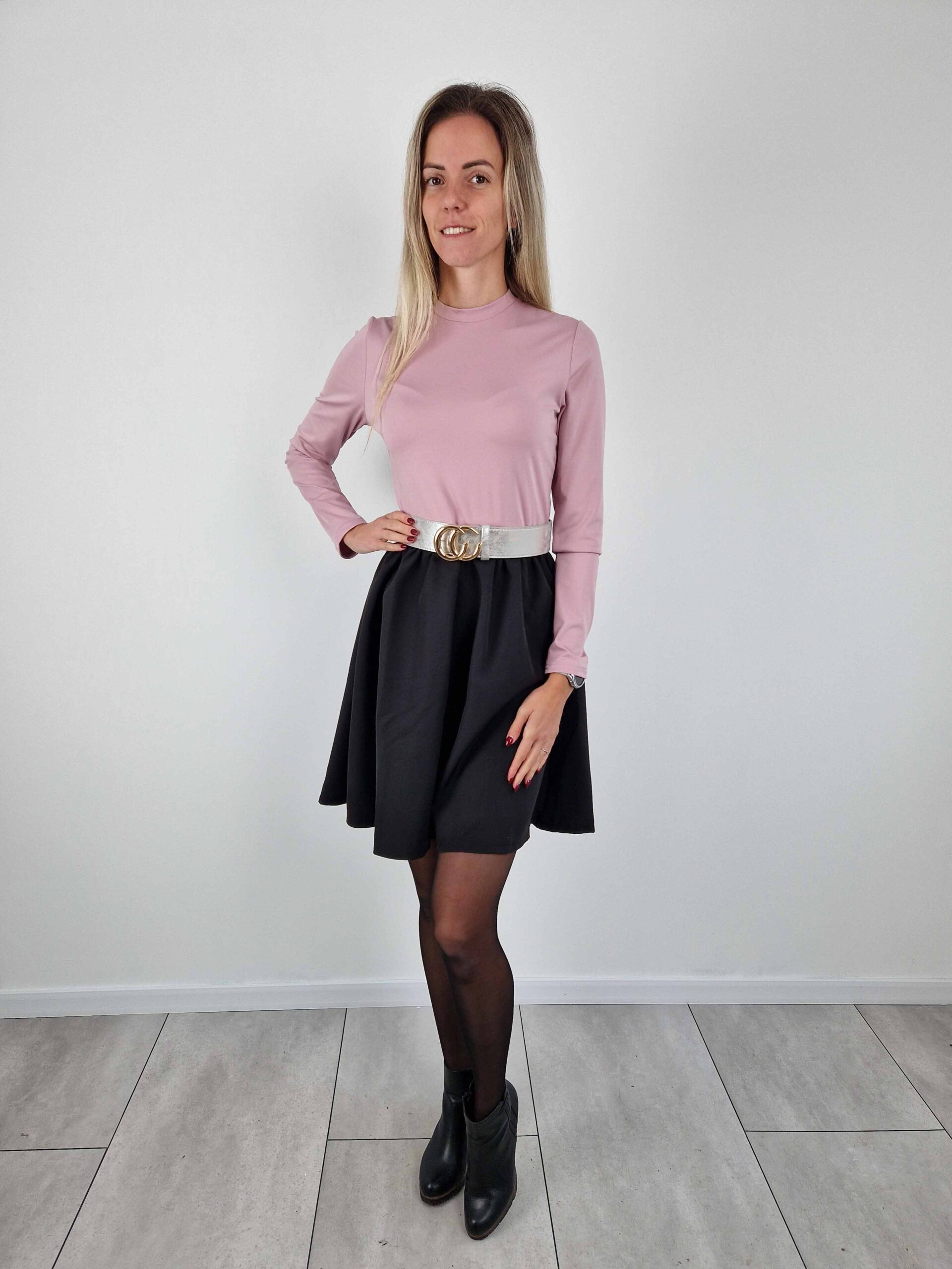 amenda-malyva-ruha-A-vonalu-fekete-szoknyaresszel-5