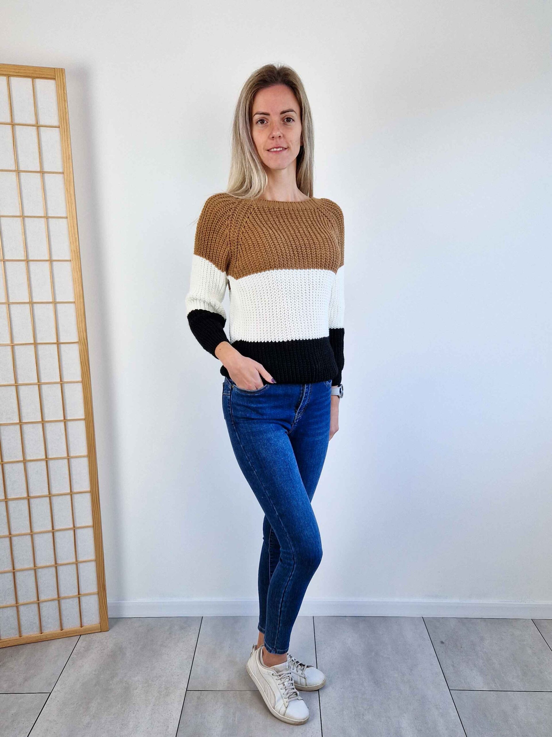 lovely-barna-feher-szurke-csikos-kotott-pulover-6