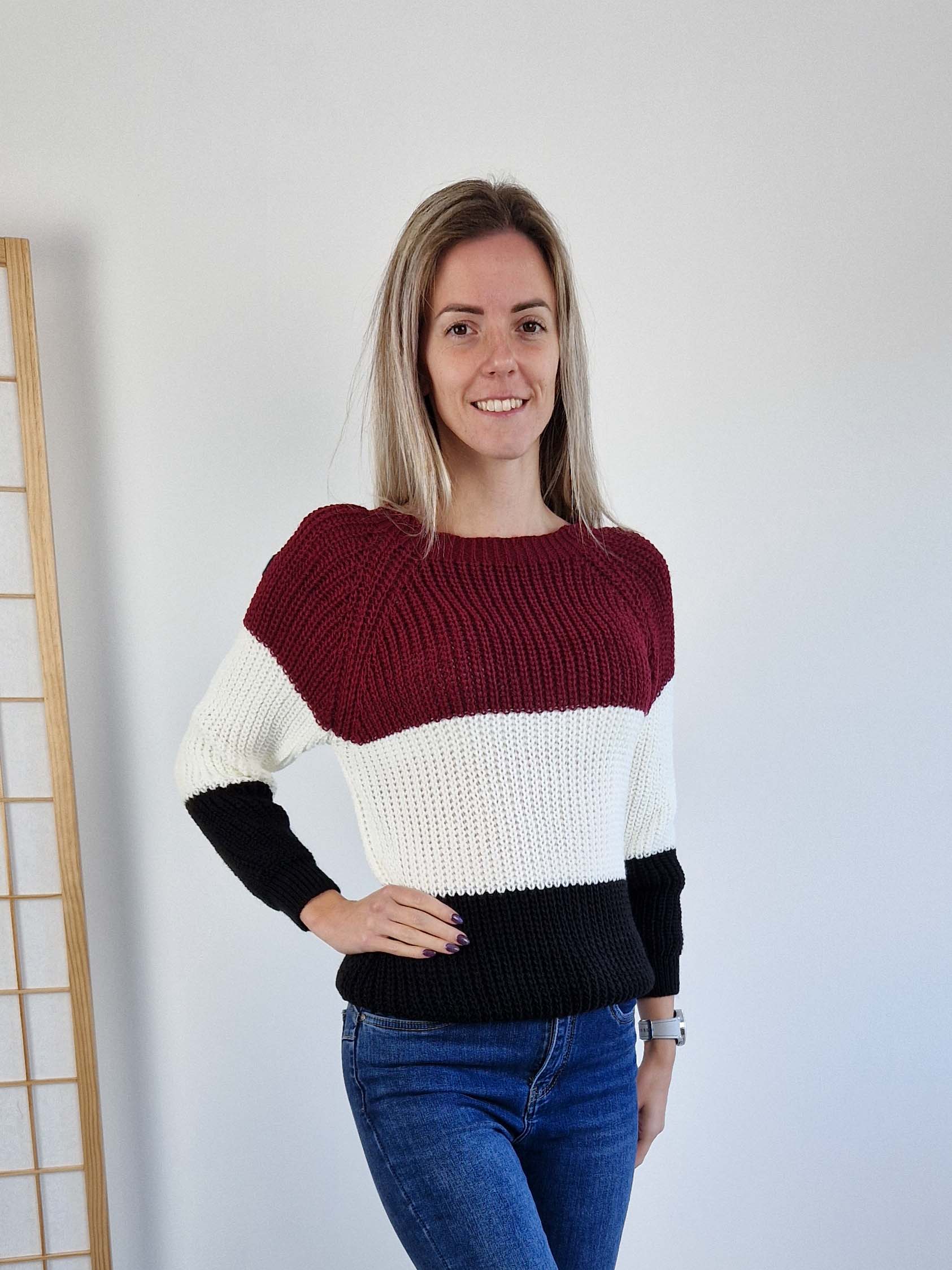 lovely-bordo-feher-fekete-csikos-kotott-pulover-2