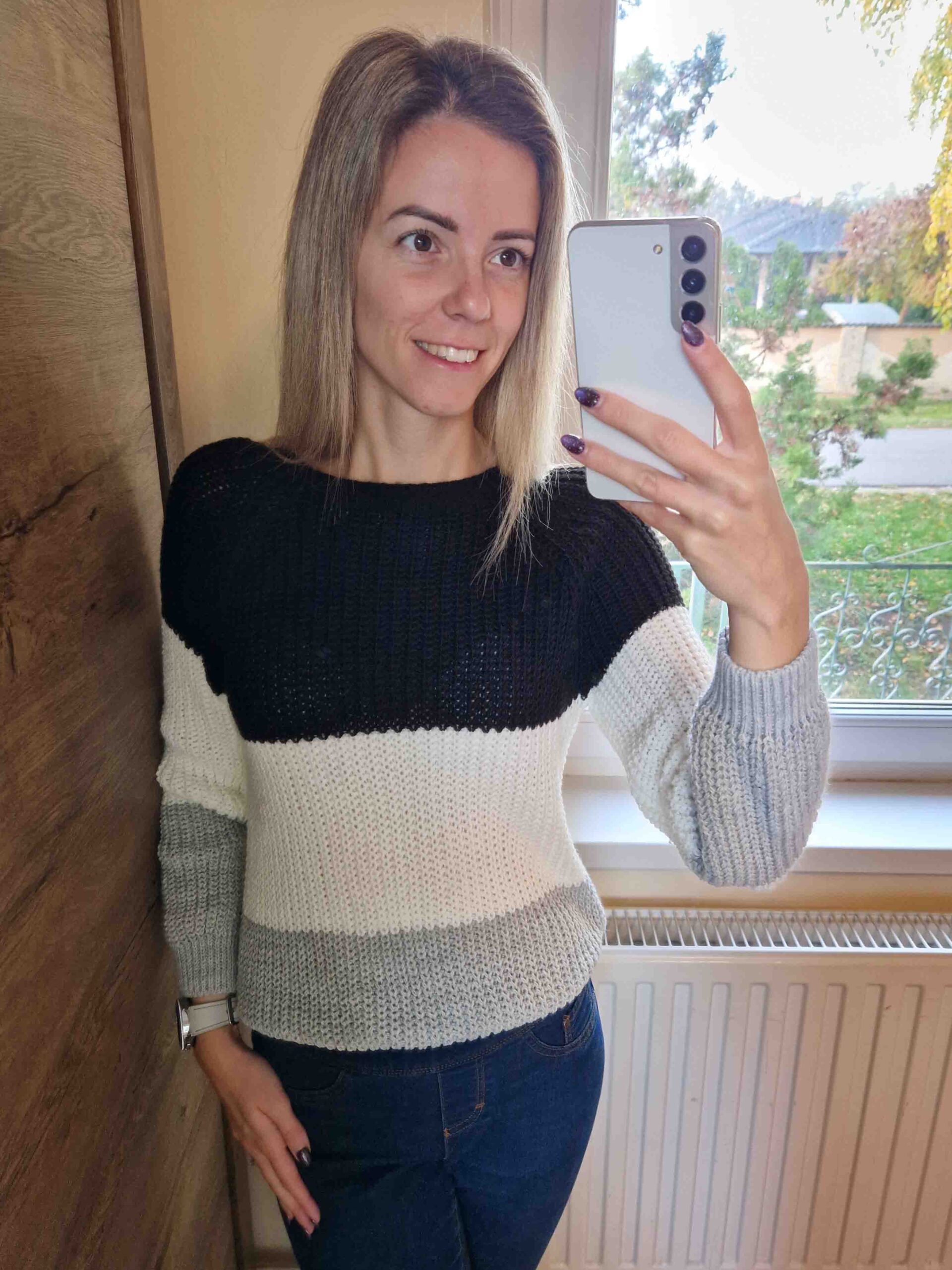 lovely-fekete-feher-szurke-csikos-kotott-pulover-6