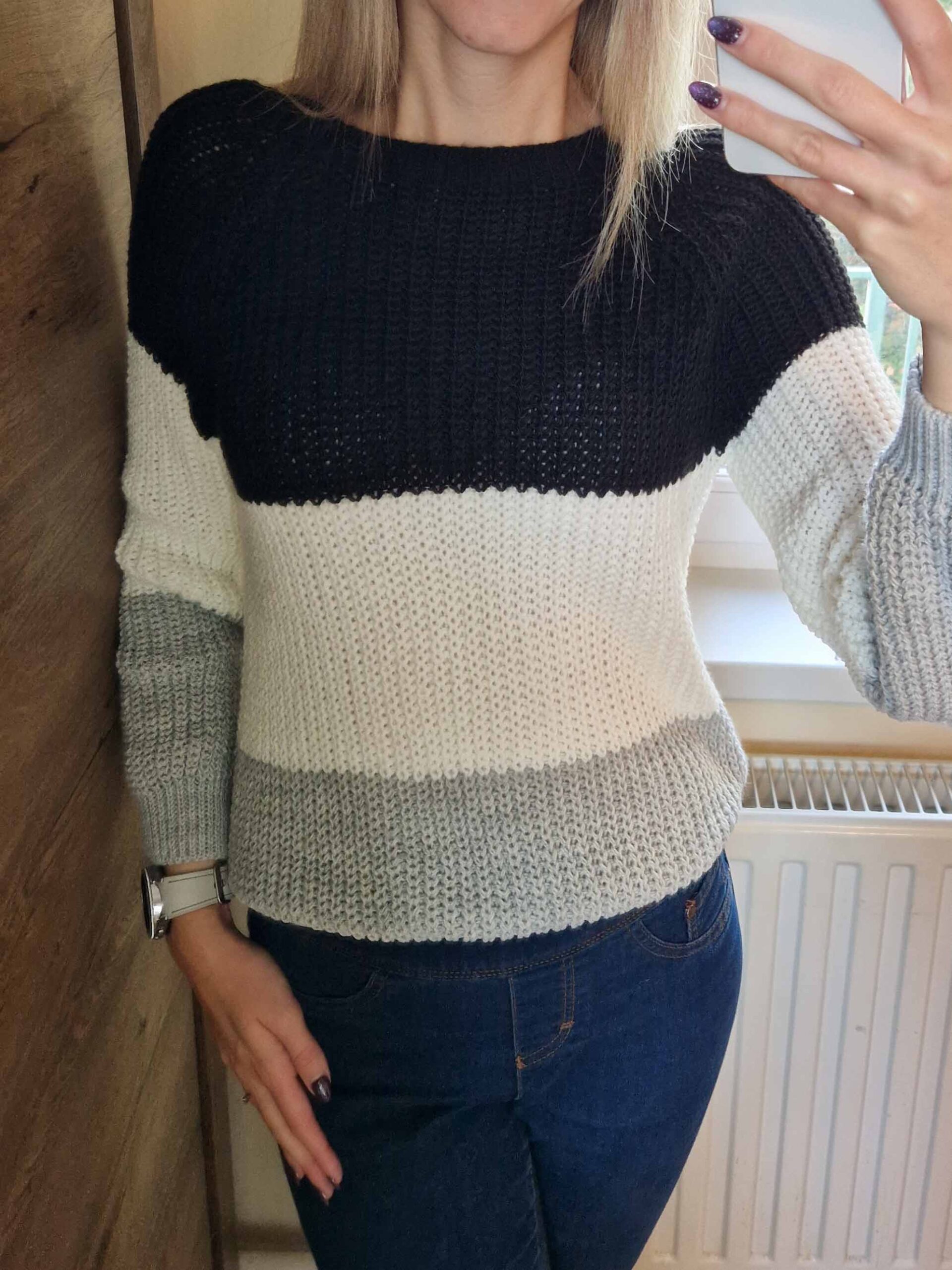 lovely-fekete-feher-szurke-csikos-kotott-pulover-7