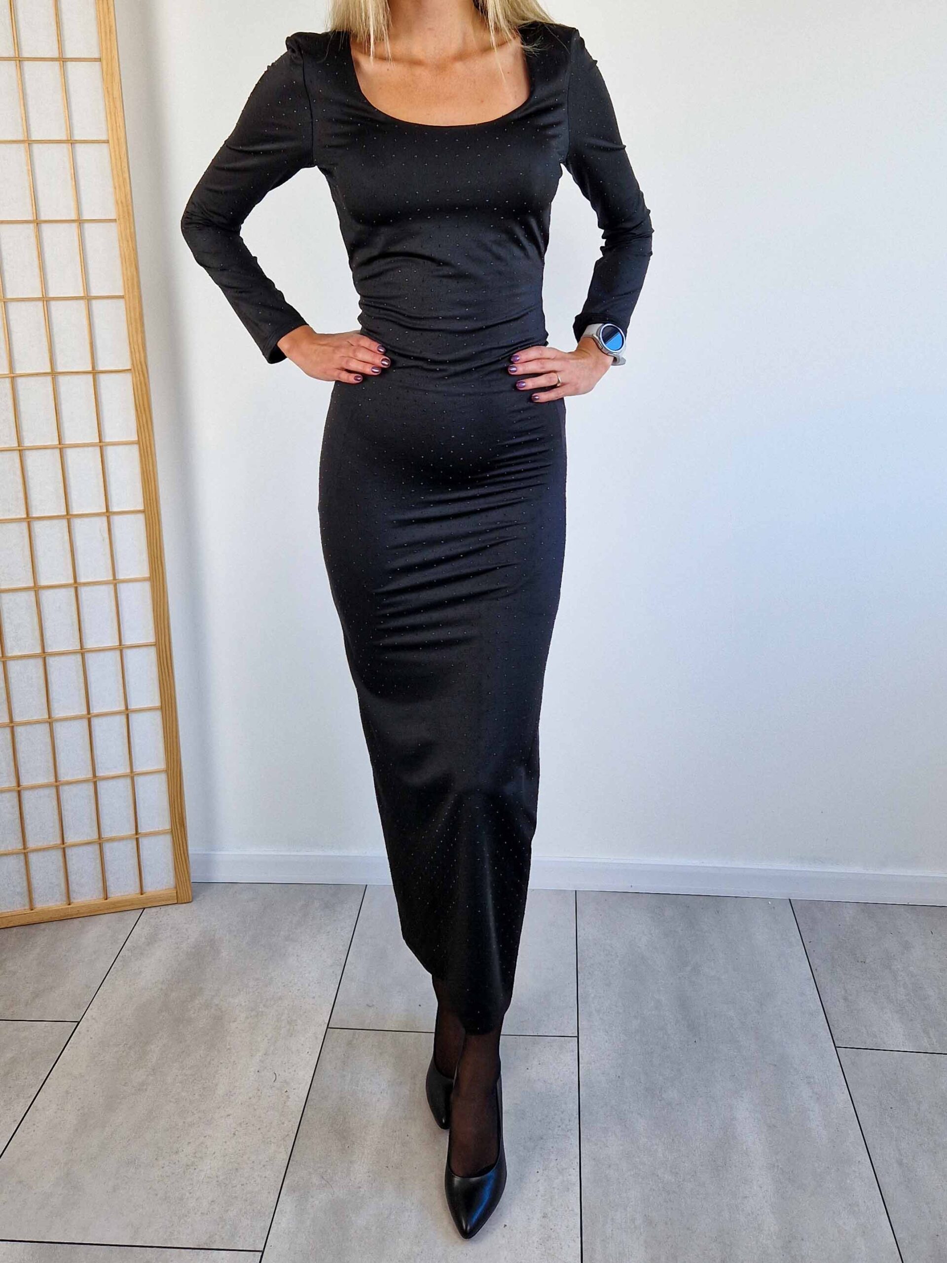 noir-elegans-strasszkoves-alkalmi-maxiruha-5