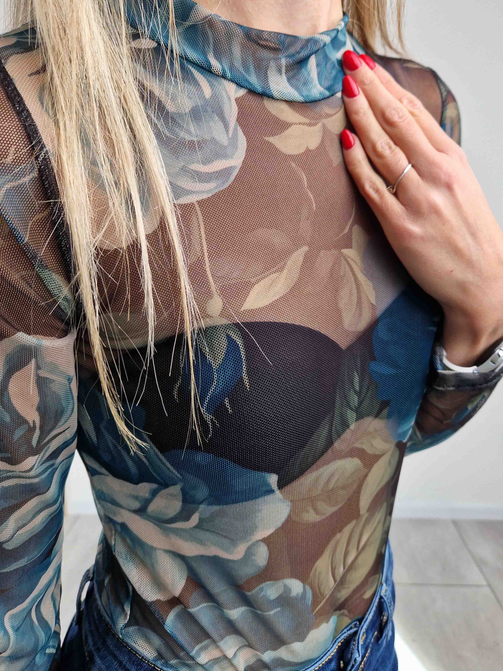 Fleur kék virágmintás tüll body
