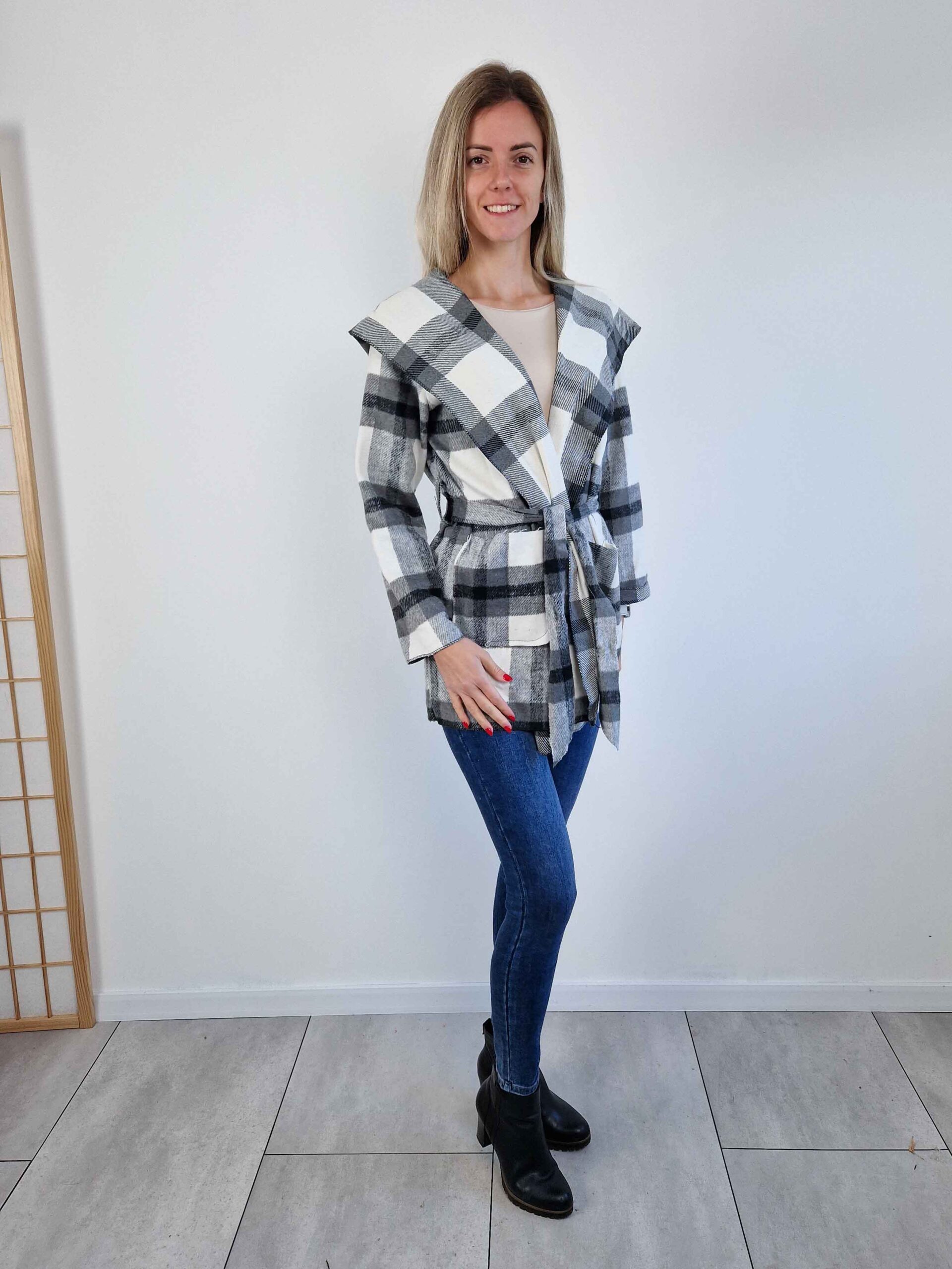 grid-szurke-kockas-kardigan-derekan-megkotheto-8