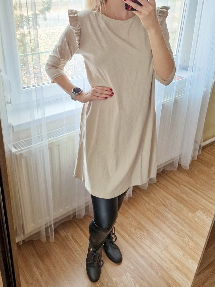 lotti-bezs-fodros-vallu-pamut-ruha-haromnegyedes-ujjal-15