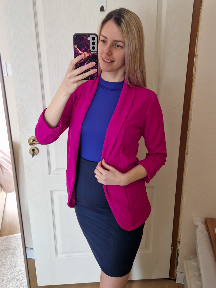 hannah-halter-nyaku-elegans-indigokek-felso-27