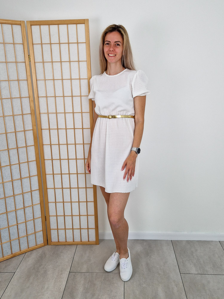 Bia fehér ruha ajándék nyaklánccal