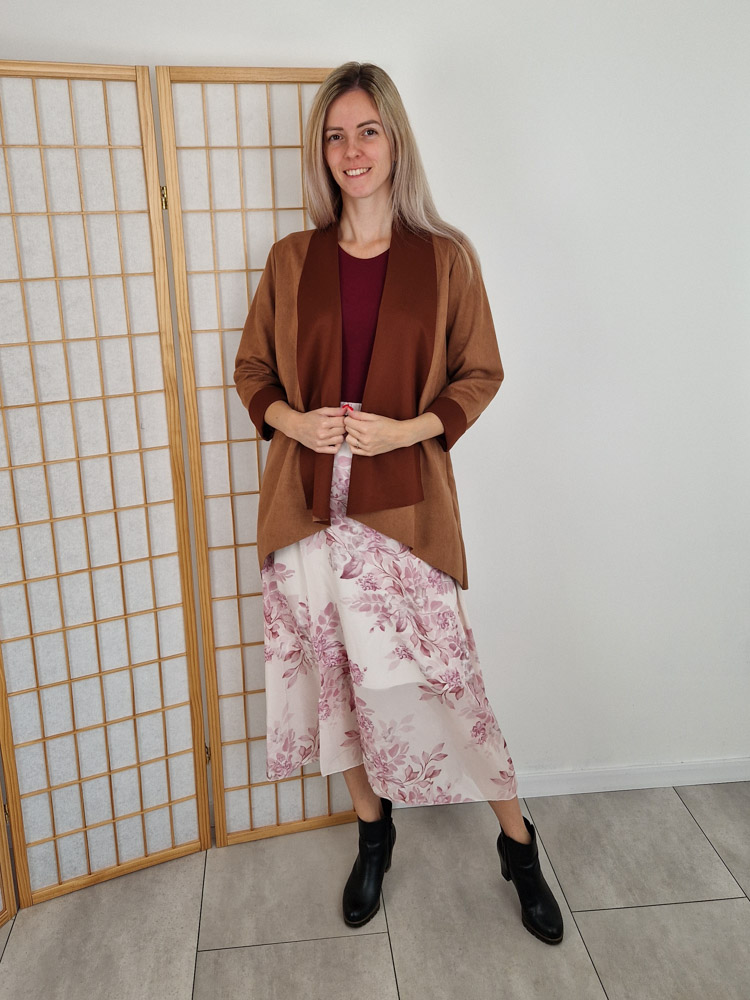 Floral mályva virágmintás gumis derekú szoknya övvel