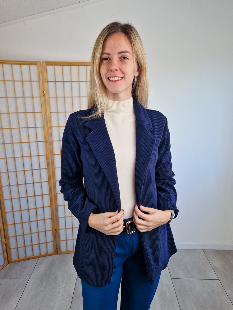 alessia-sotetkek-kordbarsony-blezer-29