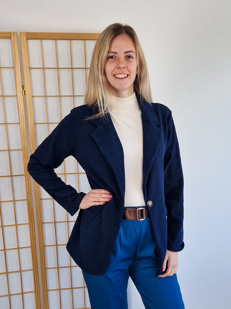 alessia-sotetkek-kordbarsony-blezer-32