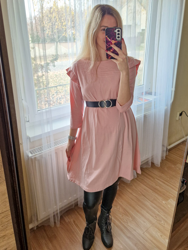 lotti-puder-rozsaszin-fodros-vallu-pamut-ruha-haromnegyedes-ujjal-17