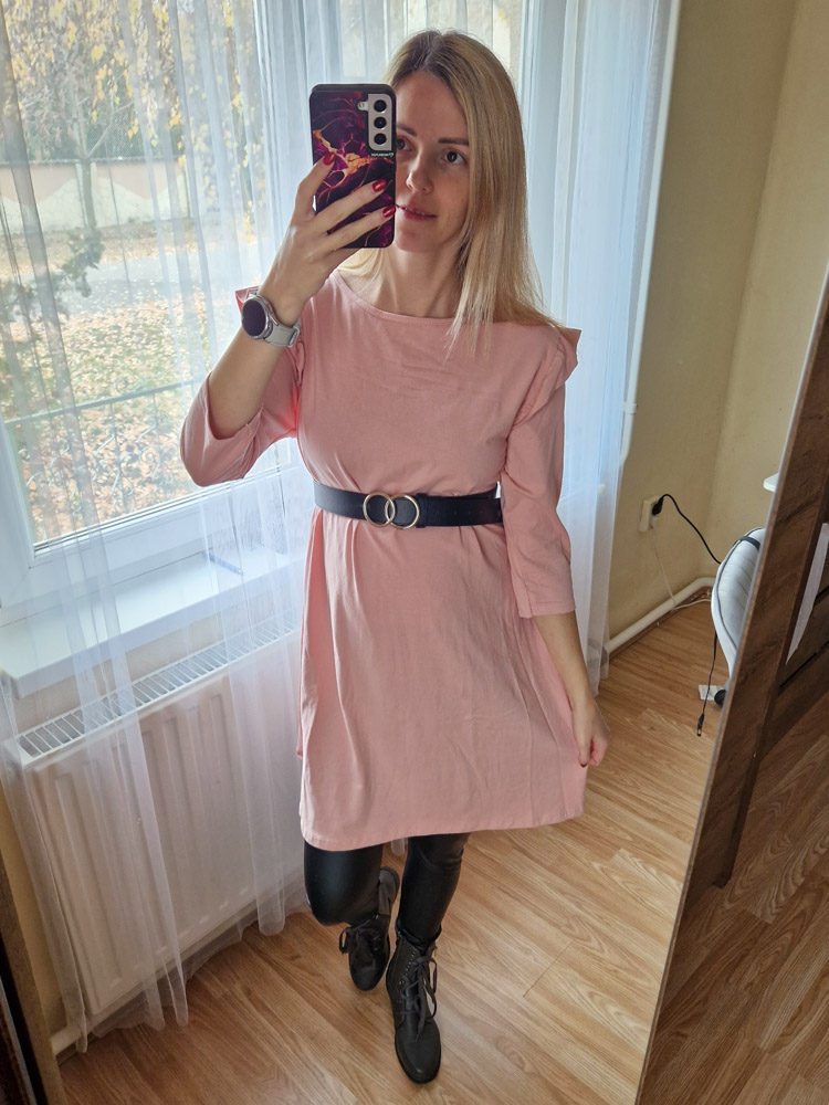 lotti-puder-rozsaszin-fodros-vallu-pamut-ruha-haromnegyedes-ujjal-19