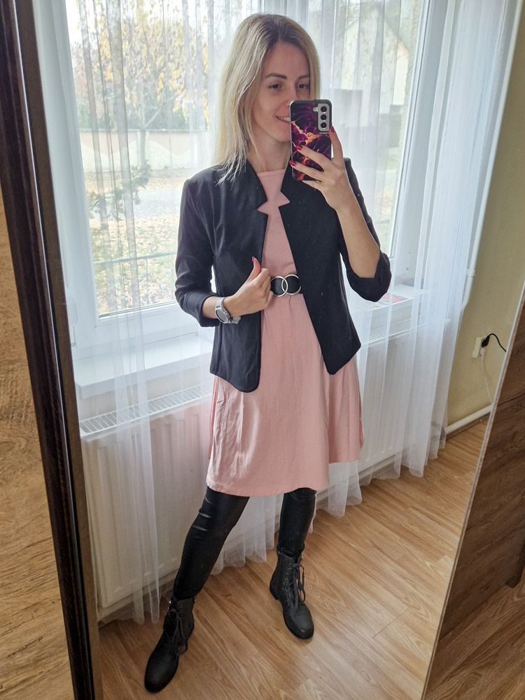 lotti-puder-rozsaszin-fodros-vallu-pamut-ruha-haromnegyedes-ujjal-20