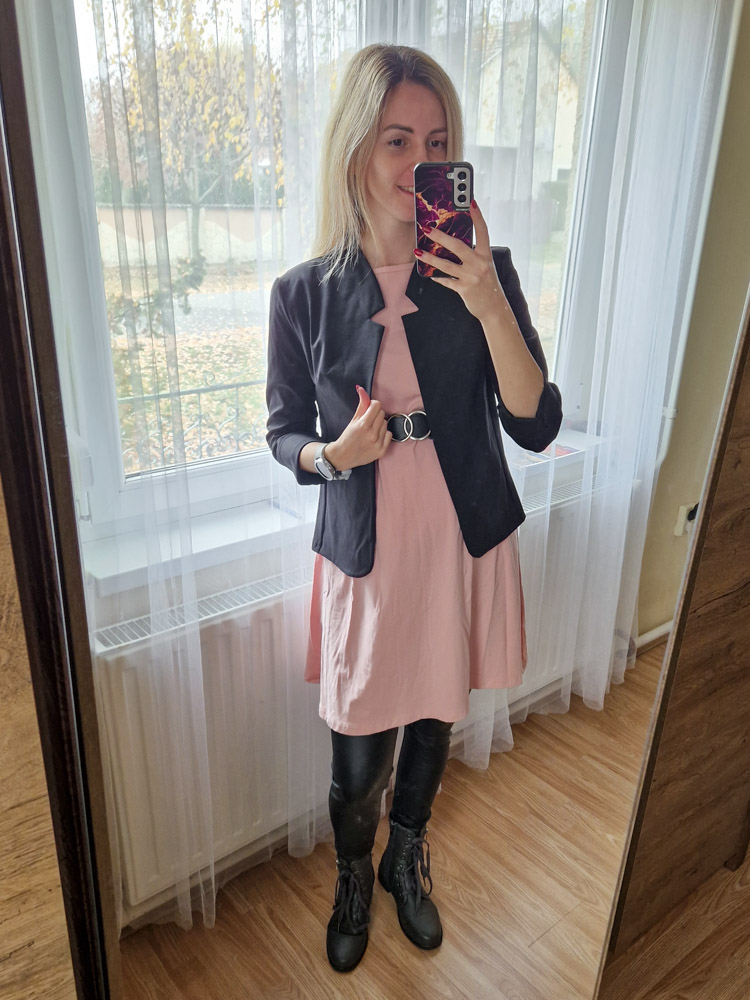 lotti-puder-rozsaszin-fodros-vallu-pamut-ruha-haromnegyedes-ujjal-21