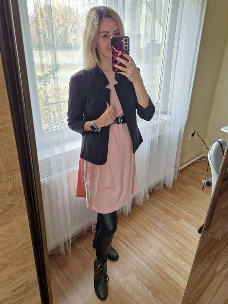 lotti-puder-rozsaszin-fodros-vallu-pamut-ruha-haromnegyedes-ujjal-24