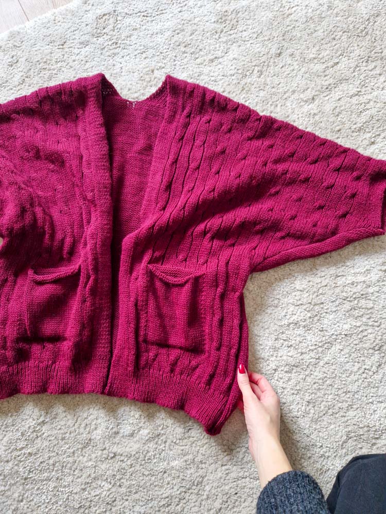 Braided burgundi kötött kardigán gyönyörű kötésmintával – akár XXL méretig