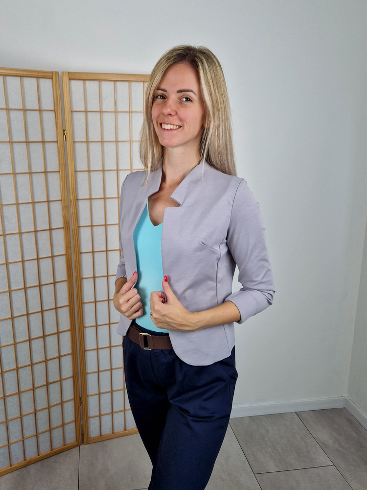 Camilla világosszürke elegáns blézer