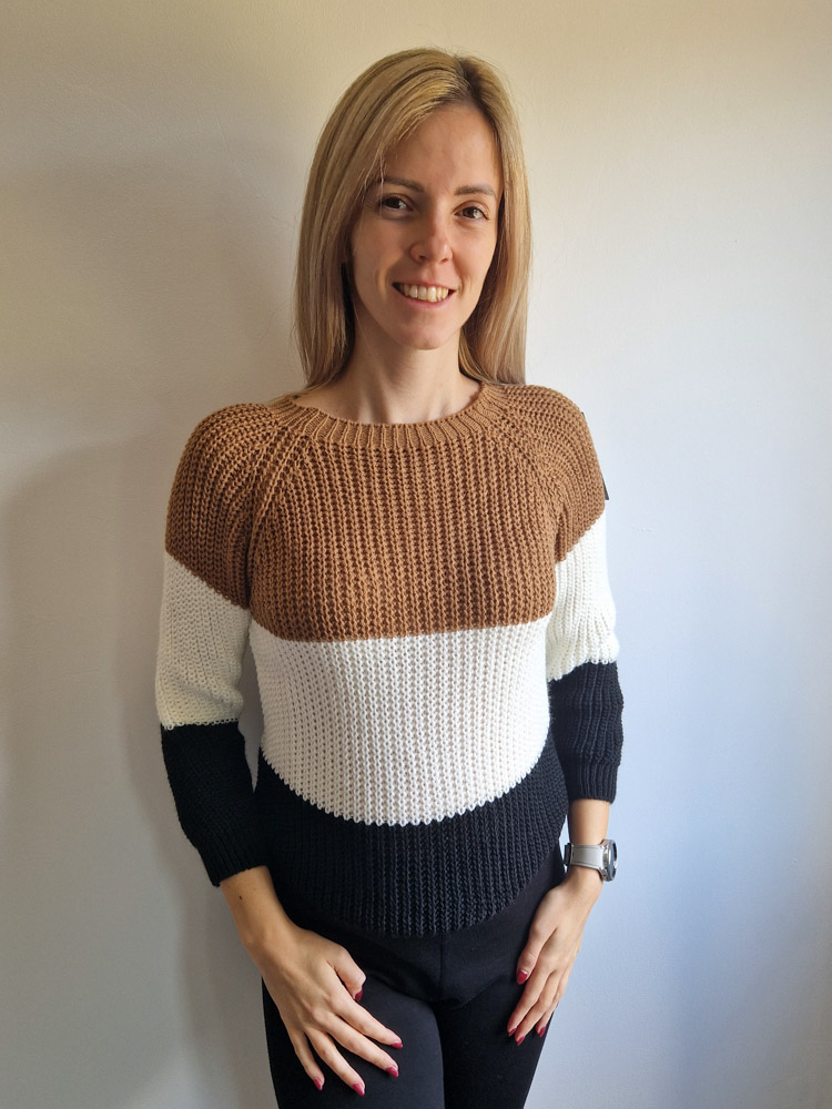 lovely-barna-feher-szurke-csikos-kotott-pulover-11