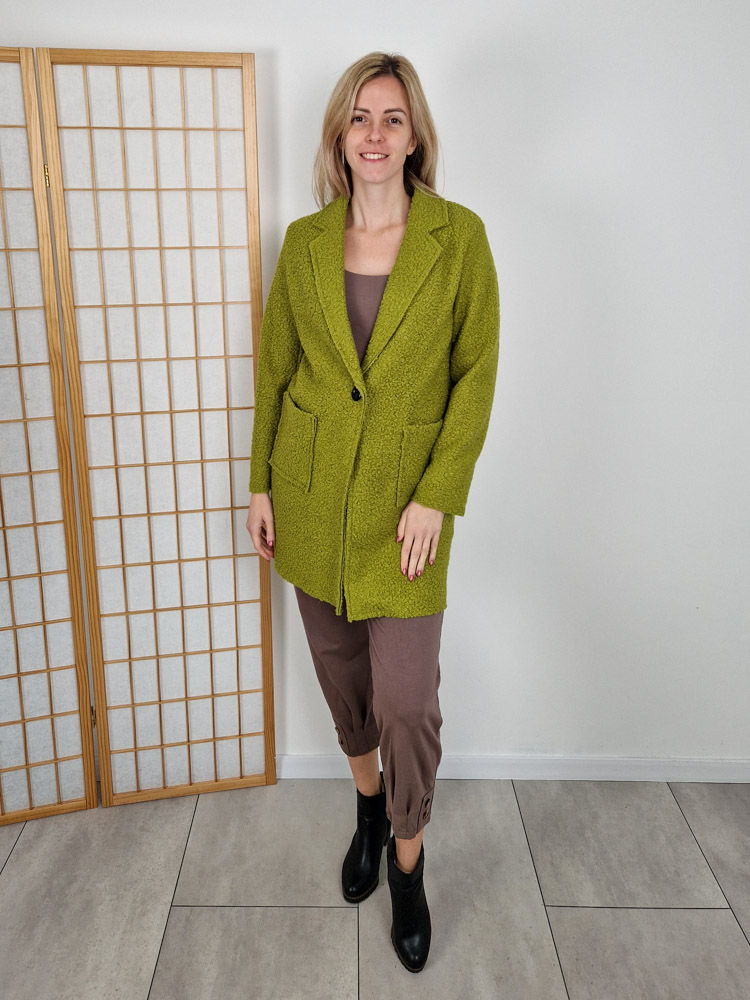 anett-olivazold-teddy-kabat-egy-gombbal-zsebekkel-13