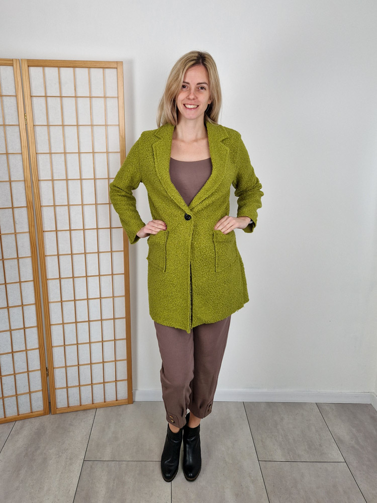 anett-olivazold-teddy-kabat-egy-gombbal-zsebekkel-14