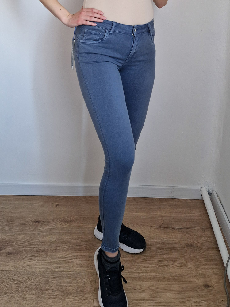 bonbon-szurkeskek-push-up-farmernadrag-12