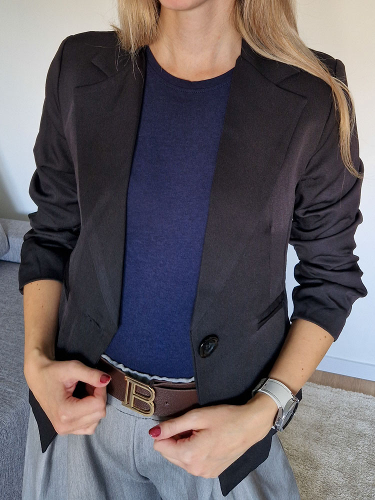 Pearl rövid fekete blézer – 38-40 méret