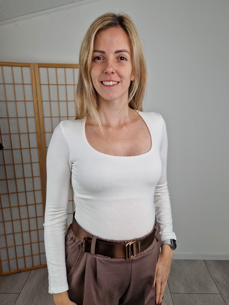 Emma fehér pihe-puha kereknyakú basic felső plüss béléssel XL méretig