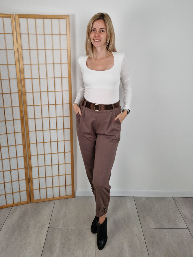 emma-feher-pihe-puha-kereknyaku-basic-felso-pluss-belessel-2