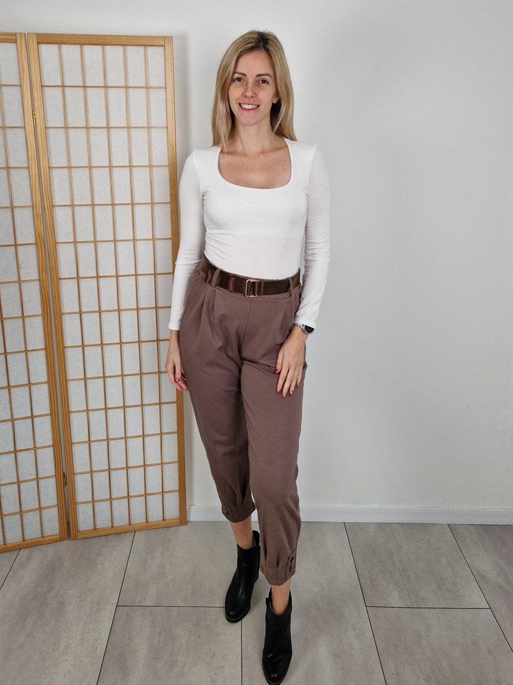emma-feher-pihe-puha-kereknyaku-basic-felso-pluss-belessel-4
