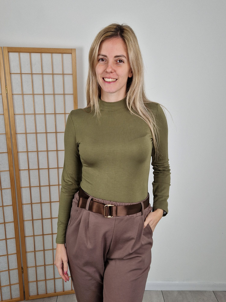 Emma khaki pihe-puha félgarbós basic felső plüss béléssel XL méretig
