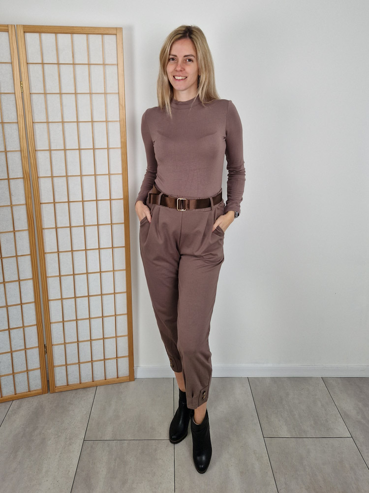 emma-mogyorobarna-pihe-puha-felgarbos-basic-felso-pluss-belessel-xl-meretig-5