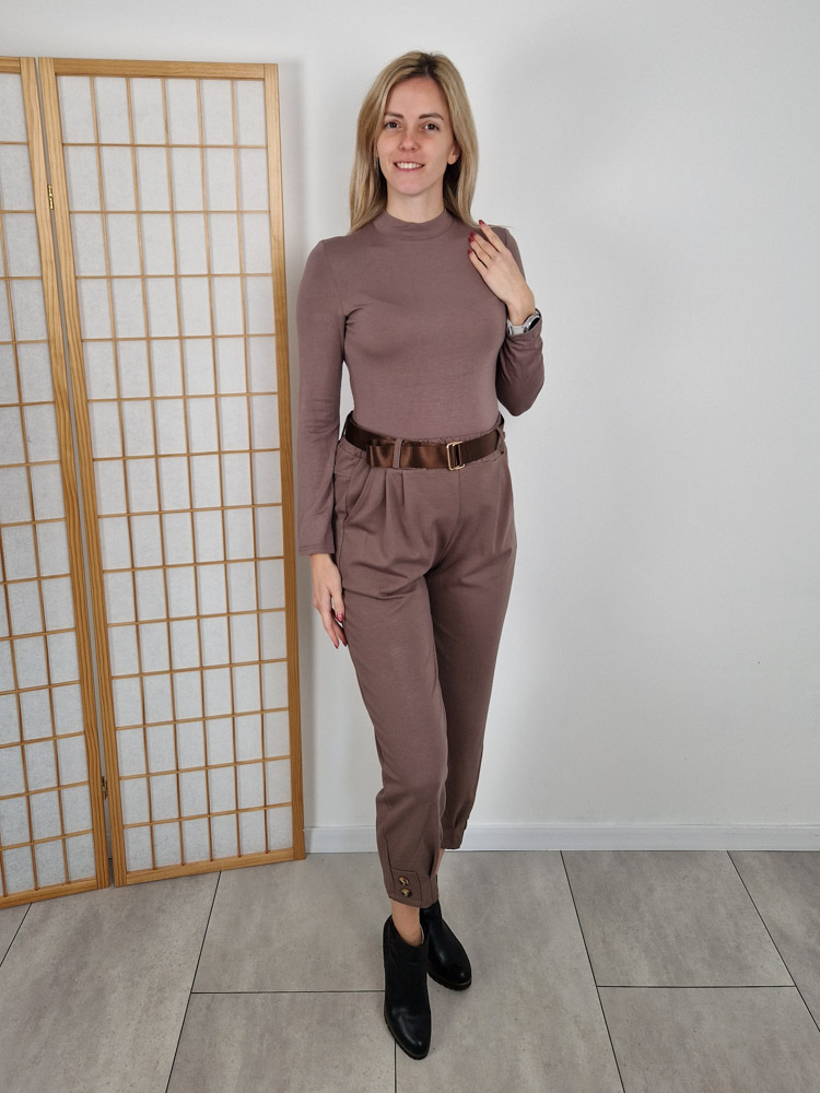 emma-mogyorobarna-pihe-puha-felgarbos-basic-felso-pluss-belessel-xl-meretig-7