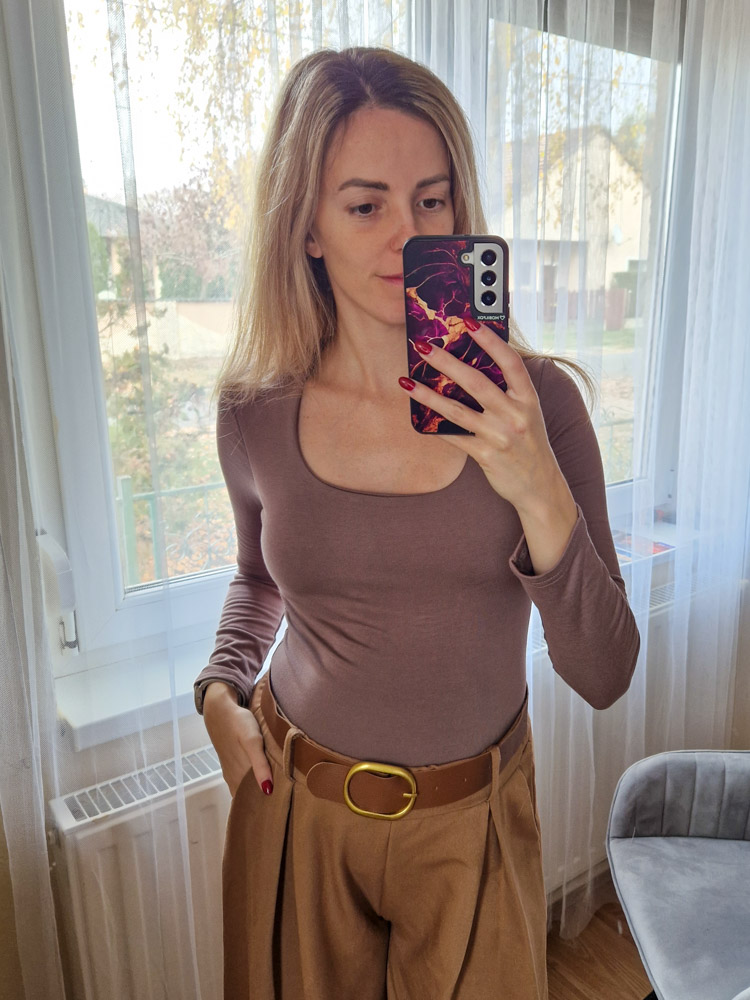 emma-mogyorobarna-pihe-puha-kereknyaku-basic-felso-pluss-belessel-xl-meretig-9