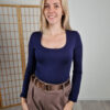 emma-sotetkek-pihe-puha-kereknyaku-basic-felso-pluss-belessel-1