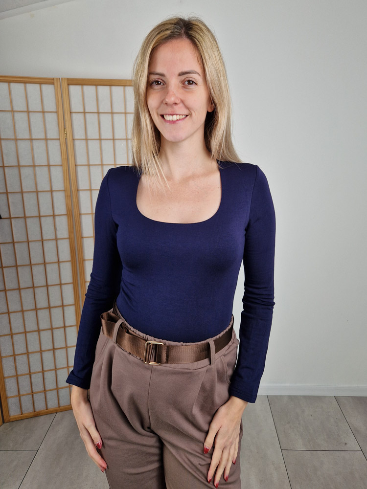 Emma sötétkék pihe-puha kereknyakú basic felső plüss béléssel XL méretig