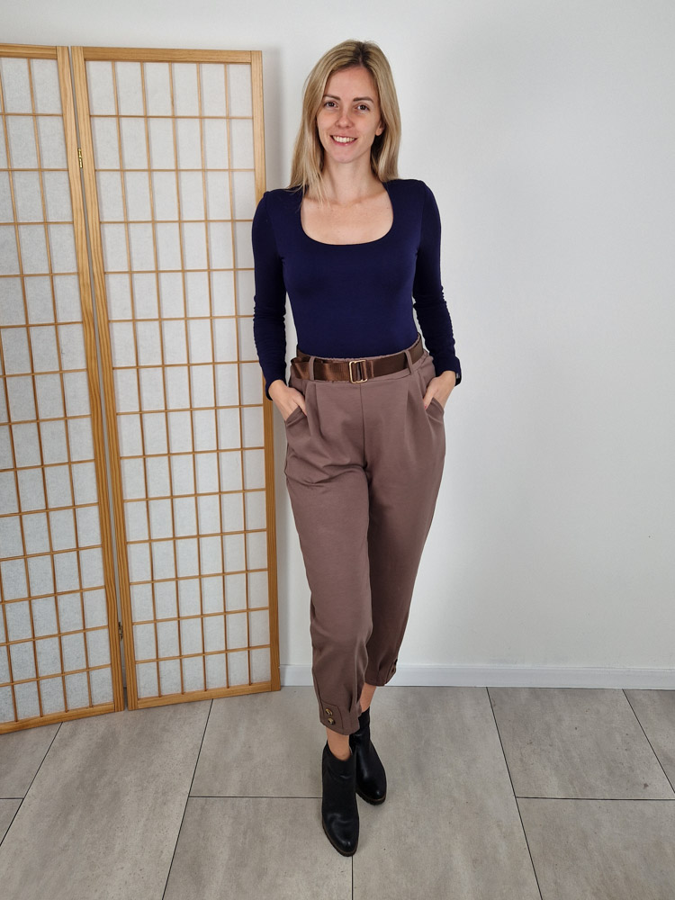 emma-sotetkek-pihe-puha-kereknyaku-basic-felso-pluss-belessel-2