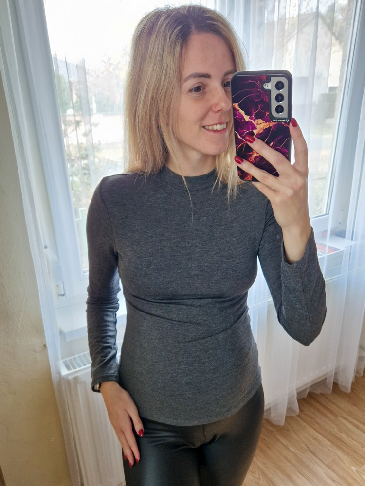 emma-szurke-pihe-puha-felgarbos-basic-felso-pluss-belessel-xl-meretig-11