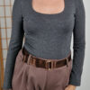 emma-szurke-pihe-puha-kereknyaku-basic-felso-pluss-belessel-1