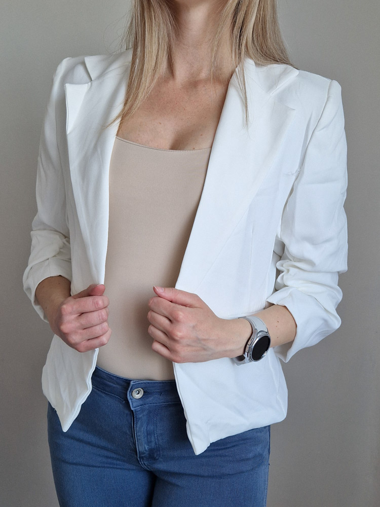 Pearl rövid karcsúsított fehér blézer – 38-40 méret