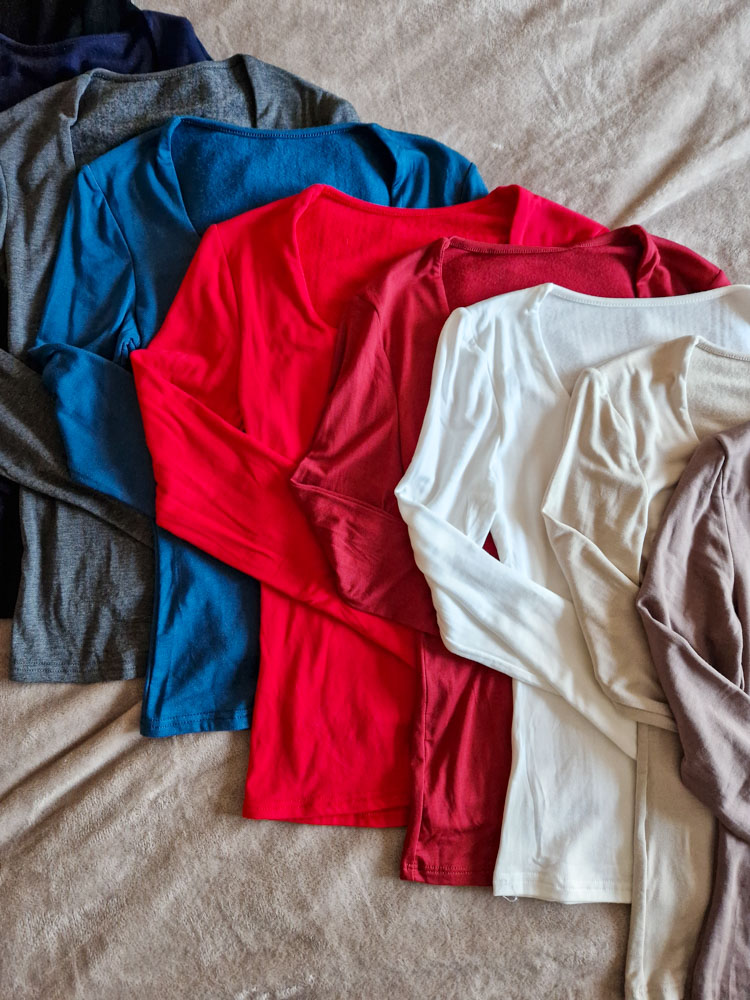 emma-pihe-puha-kereknyaku-basic-felso-pluss-belessel-2