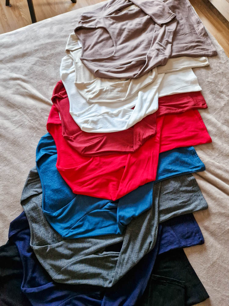 emma-pihe-puha-kereknyaku-basic-felso-pluss-belessel-5