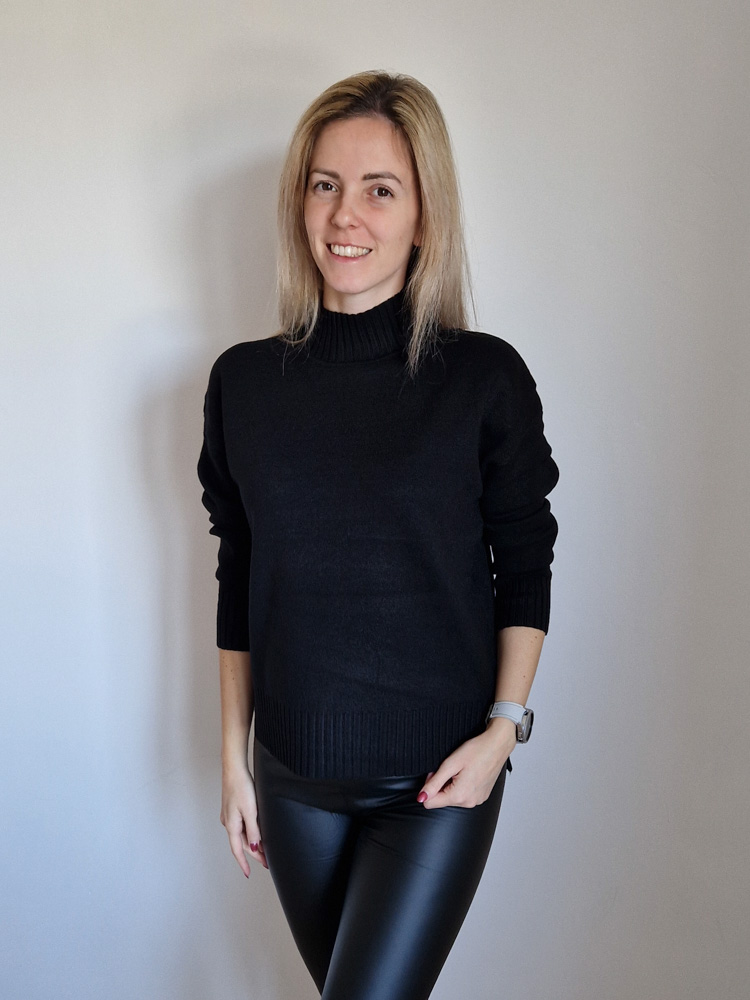 Luxe fekete extra puha garbós pulóver