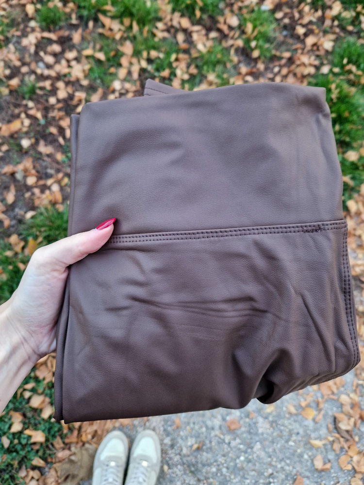 nitta-csokibarna-belelt-thermo-leggings-matt-10