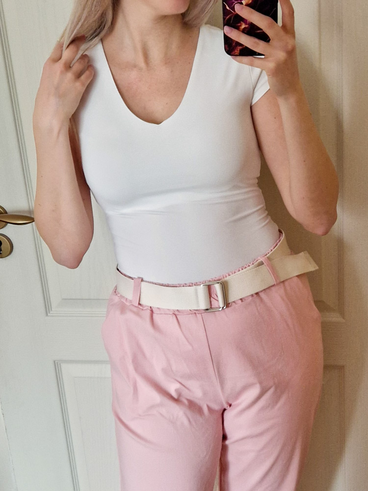 Love tört fehér rövid ujjú V nyakú basic felső