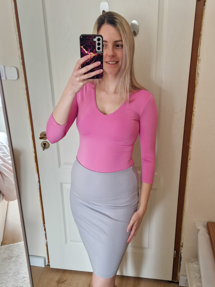 love-v-nyaku-basic-doly-pink-felso-5