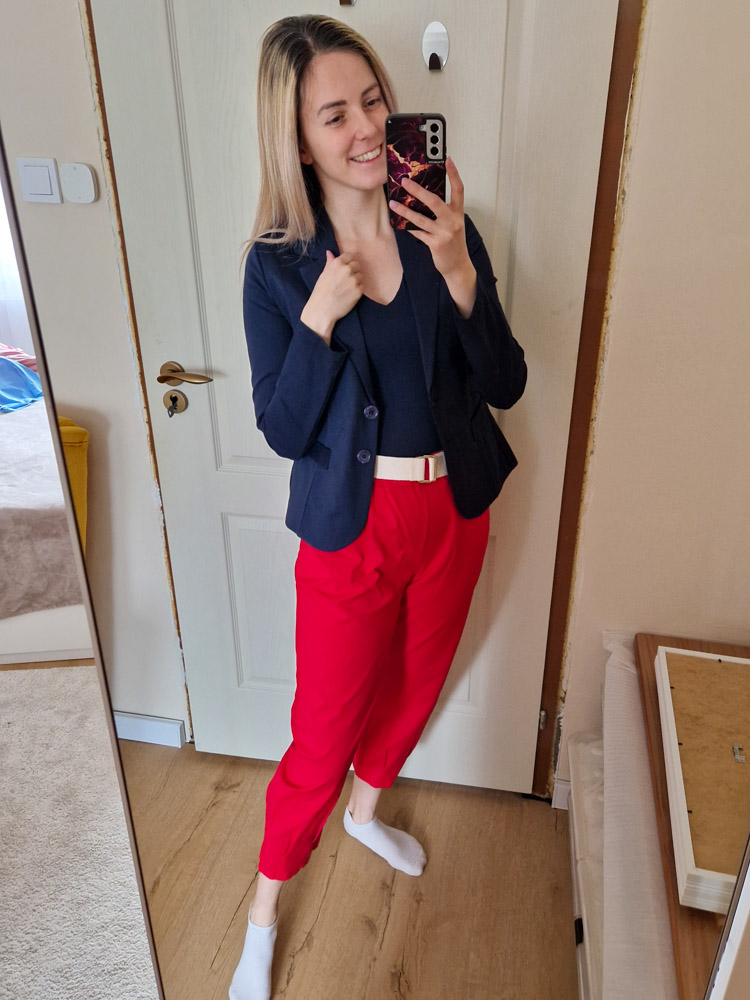 Anita piros magas derekú női nadrág ajándék övvel – elegáns, kényelmes fazon XL méretig