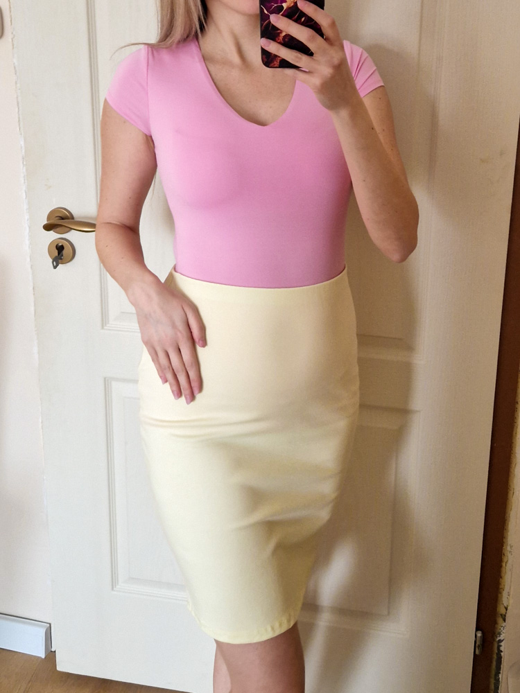 Boglárka pasztellsárga pamut ceruzaszoknya – egyméretes, gumis derekú