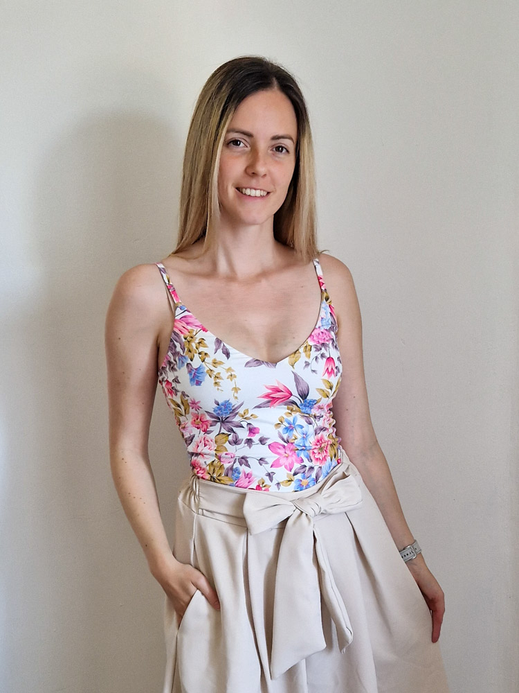 Floret nagy virágmintás fehér top